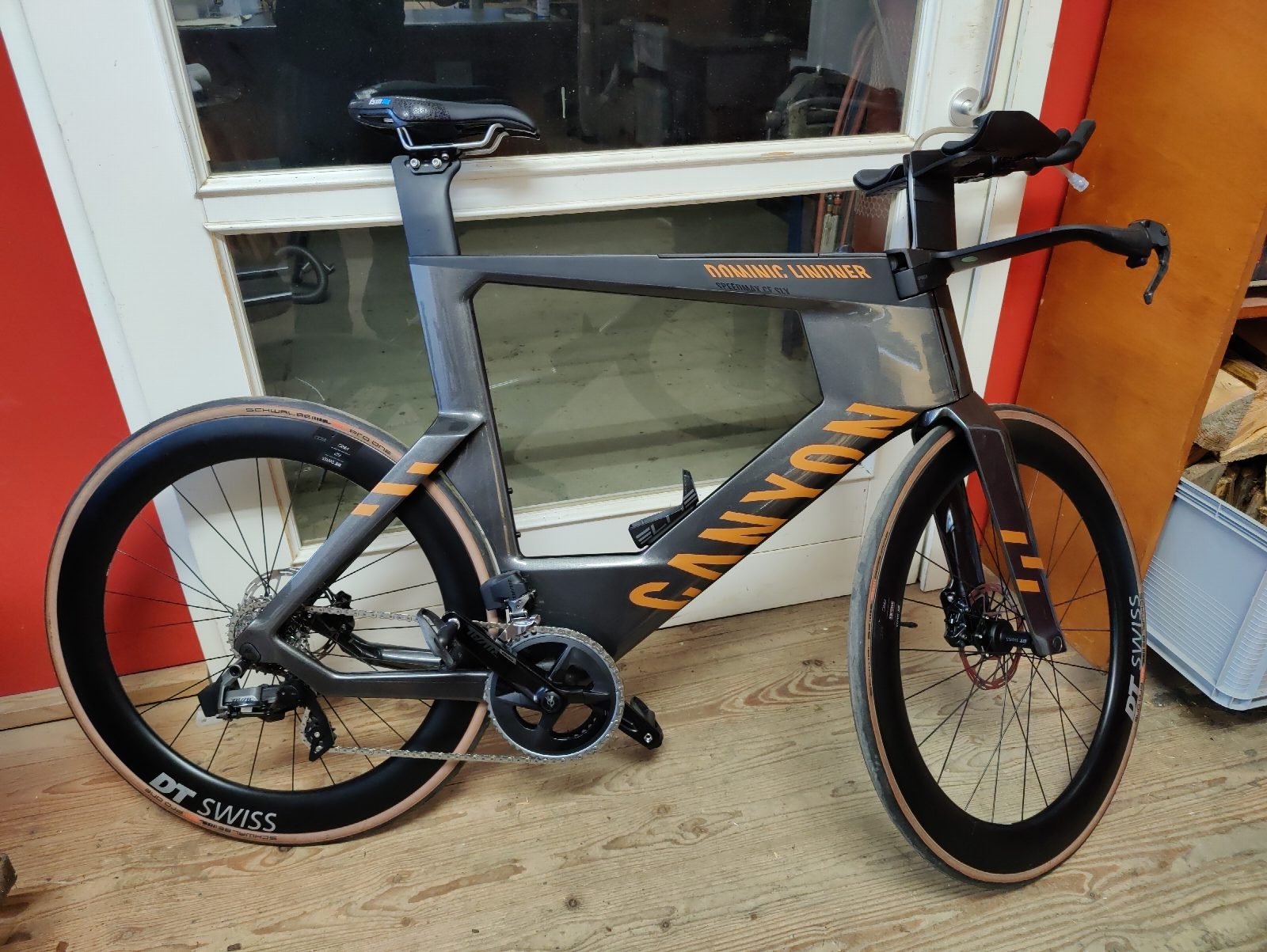 Canyon Zeitrad – Individuelles Wrapping mit edler Kupferfolie